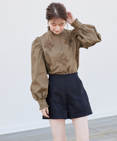 one after another NICE CLAUP（ワンアフターアナザーナイスクラップ）の「プチハイ刺繍ブラウス（シャツ/ブラウス・レディース・オフホワイト/ブラウン/ブラウン系その他・FREE）」の12枚目の写真