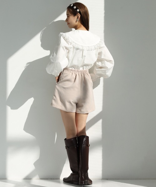 one after another NICE CLAUP（ワンアフターアナザーナイスクラップ）の「ビックカラーレース襟ブラウス（シャツ/ブラウス・レディース・ブラック/ベージュ/オフホワイト・FREE）」の16枚目の写真