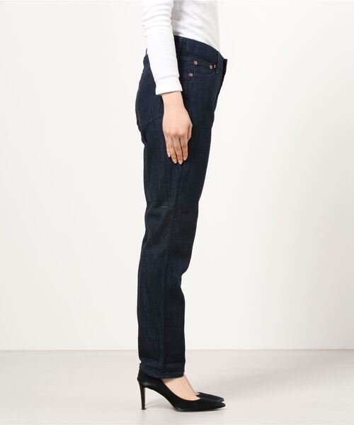 GAP（ギャップ）の「FREE&FLOW ミッドライズ ガールフレンドパンツ（デニムパンツ・レディース・インディゴブルー・25/27/26/23/24/28/29）」の6枚目の写真