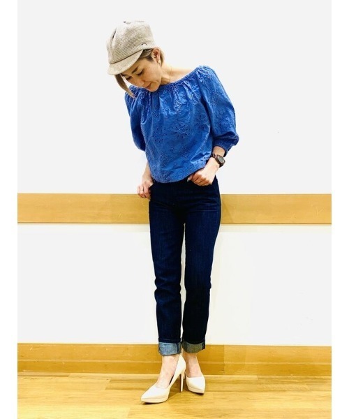 GAP（ギャップ）の「FREE&FLOW ミッドライズ ガールフレンドパンツ（デニムパンツ・レディース・インディゴブルー・25/27/26/23/24/28/29）」の11枚目の写真