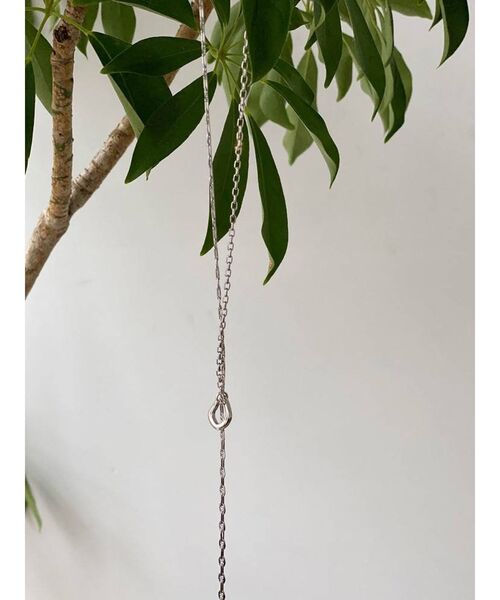 Ungrid(アングリッド)の「ロングデザインネックレス(ネックレス・レディース・シルバー/ゴールド・FREE)」の6枚目の写真