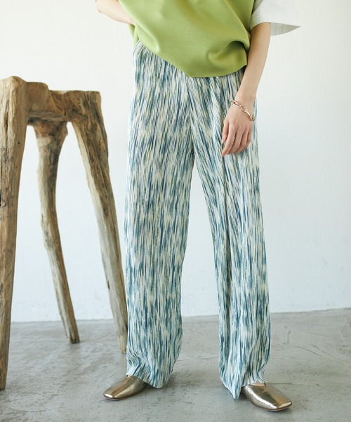 VACANCY（ヴァカンシー）の「ニュアンス柄プリーツパンツ（その他パンツ・レディース・ブラック/その他/ナチュラル/グリーン・FREE）」の4枚目の写真
