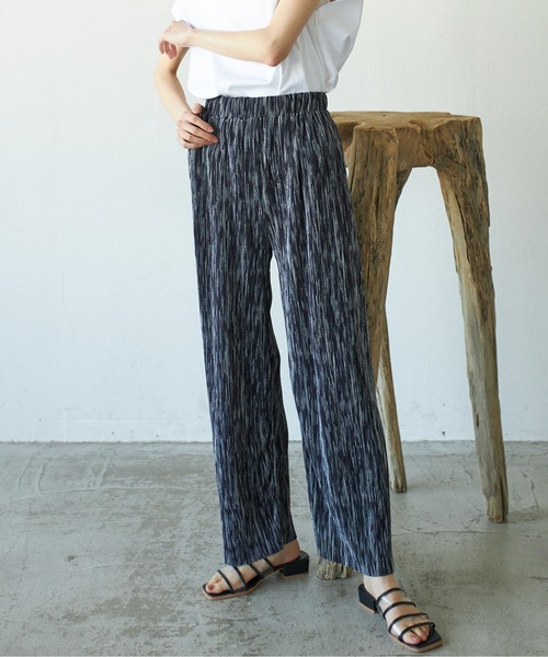 VACANCY（ヴァカンシー）の「ニュアンス柄プリーツパンツ（その他パンツ・レディース・ブラック/その他/ナチュラル/グリーン・FREE）」の17枚目の写真