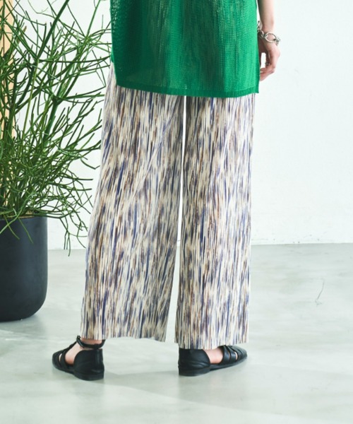 VACANCY（ヴァカンシー）の「ニュアンス柄プリーツパンツ（その他パンツ・レディース・ブラック/その他/ナチュラル/グリーン・FREE）」の20枚目の写真