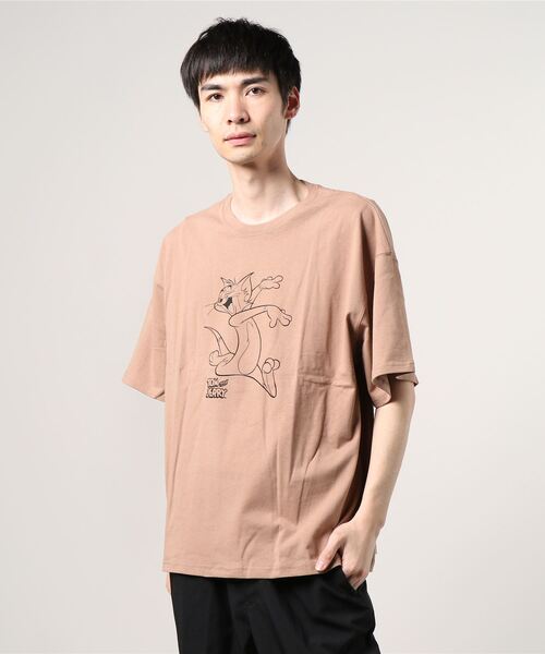 SHISKY(シスキー)の「TOMandJERRY ビッグシルエットトムプリント半袖Tシャツ カットソー(Tシャツ/カットソー・メンズ・オフホワイト/モカ/チャコール/ラベンダー/ベージュ/ミント・L/M/XL)」の3枚目の写真
