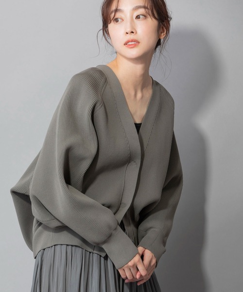 Munich（ミューニック）の「ストレッチヤーンカーディガンスティッチニット　Vネックカーディガン（カーディガン/ボレロ・レディース・ブラック/ベージュ/カーキ/ピンク・FREE）」の15枚目の写真