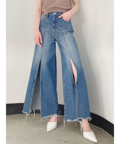 GYDA（ジェイダ）の「フロントスリットWIDE BUGGYデニムパンツ（デニムパンツ・レディース・ブルー/ライトブルー・MEDIUM/SMALL）」の8枚目の写真