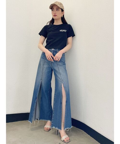 GYDA（ジェイダ）の「フロントスリットWIDE BUGGYデニムパンツ（デニムパンツ・レディース・ブルー/ライトブルー・MEDIUM/SMALL）」の13枚目の写真