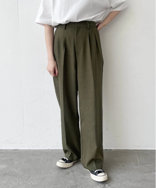 flaner（フラネ）の「ドライタッチストレートパンツ【ユニセックス対応/セットアップ対応】（その他パンツ・レディース・ベージュ/カーキ/ナチュラル・SMALL/MEDIUM/LARGE/X-LARGE）」の3枚目の写真