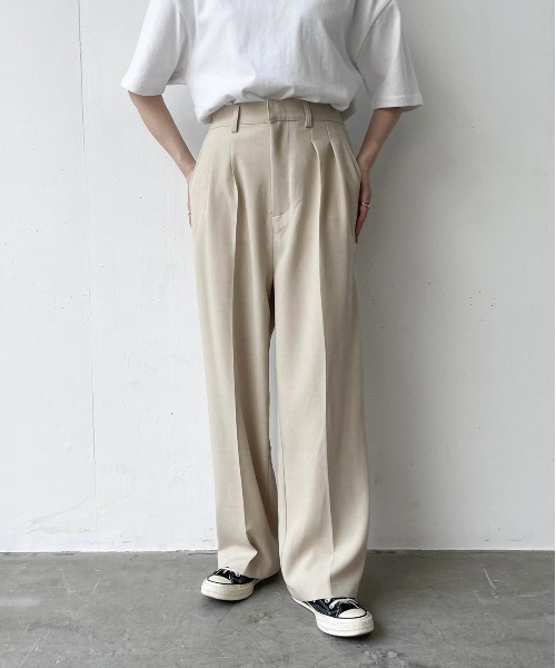 flaner（フラネ）の「ドライタッチストレートパンツ【ユニセックス対応/セットアップ対応】（その他パンツ・レディース・ベージュ/カーキ/ナチュラル・SMALL/MEDIUM/LARGE/X-LARGE）」の4枚目の写真