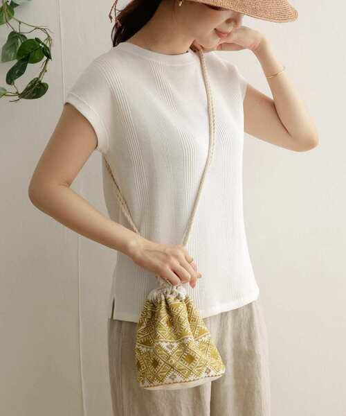 URBAN RESEARCH DOORS（アーバンリサーチドアーズ）の「エンブロイダリー巾着（ショルダーバッグ・レディース・ブルー/マスタード・ONE）」の8枚目の写真