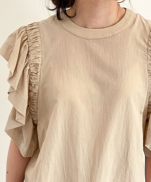 ottilie(オティーリエ)の「ボリュームフリルスリーブブラウス(シャツ/ブラウス・レディース・オフホワイト/ブラック/ベージュ・FREE)」の19枚目の写真