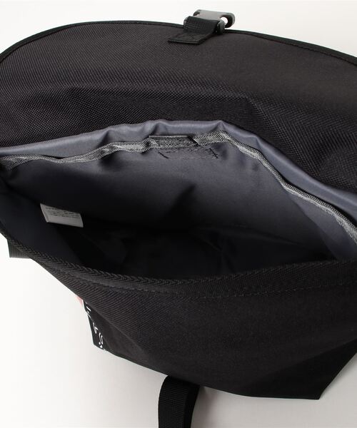 洗練された大人の【Kiton キートン】メッセンジャーバッグ ロゴ ライオンマーク メッセンジャーバッグ [新日本プロレスリング