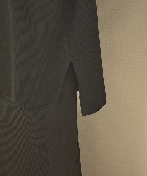 Rouge vif(ルージュヴィフ)の「【セットアップ対応】ストレッチ片畦フォルムニットプルオーバー(ニット/セーター・レディース・アイボリー/セージグリーン/ブラック・フリー)」の13枚目の写真