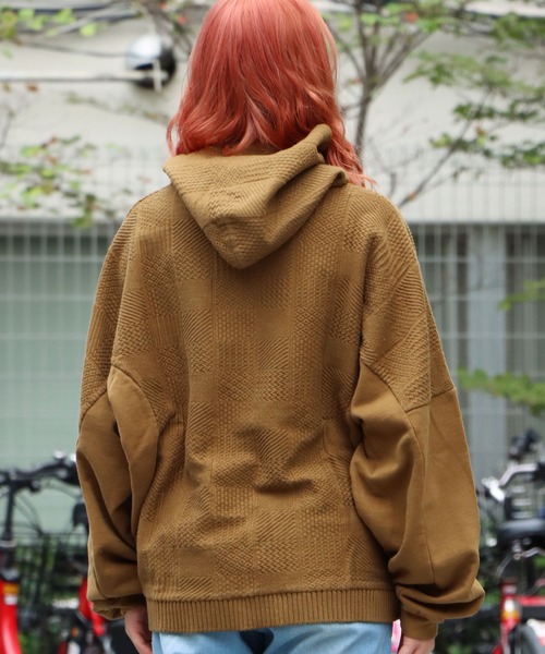 CAL O LINE（キャルオーライン）の「CAL O LINE/キャルオーライン INTEGRATE HOODY ニット フーディー（パーカー・メンズ・キャメル/ブラック・L/M/XL）」の6枚目の写真