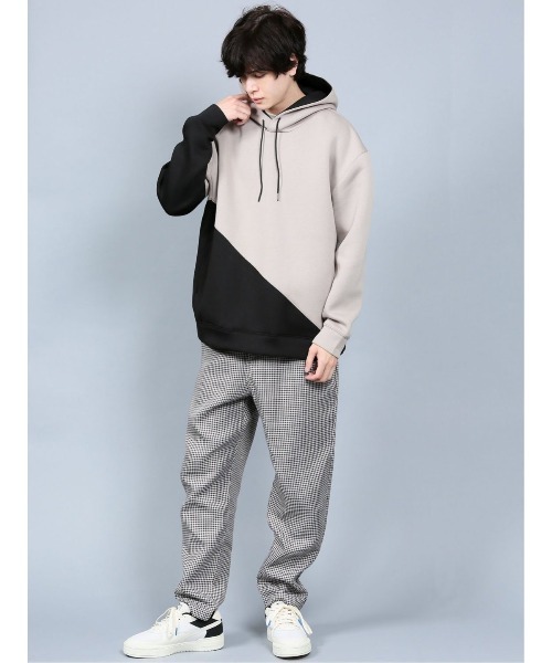 semantic design（セマンティックデザイン）の「セマンティックデザイン/semantic design ストレッチダンボール 配色切替ビッグプルパーカー（パーカー・メンズ・ベージュ/ホワイト/ライトグレー・MEDIUM/LARGE/X-LARGE）」の12枚目の写真