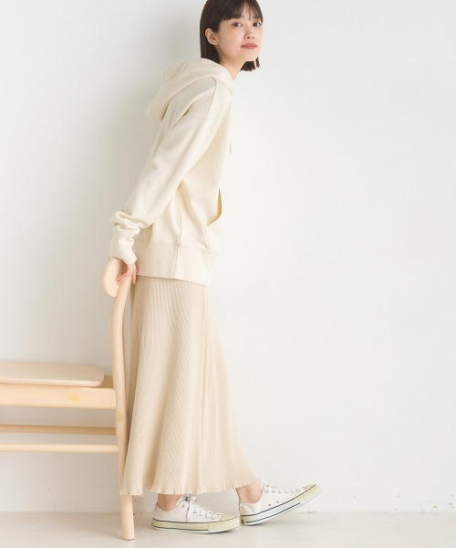 OMNES（オムネス）の「ユニセックス 裏毛スウェット プルオーバーパーカー（パーカー・レディース・ライトグレー/ブラック/ベージュ/アイボリー/ブルーグレー・SMALL/MEDIUM/LARGE/X-LARGE）」の7枚目の写真