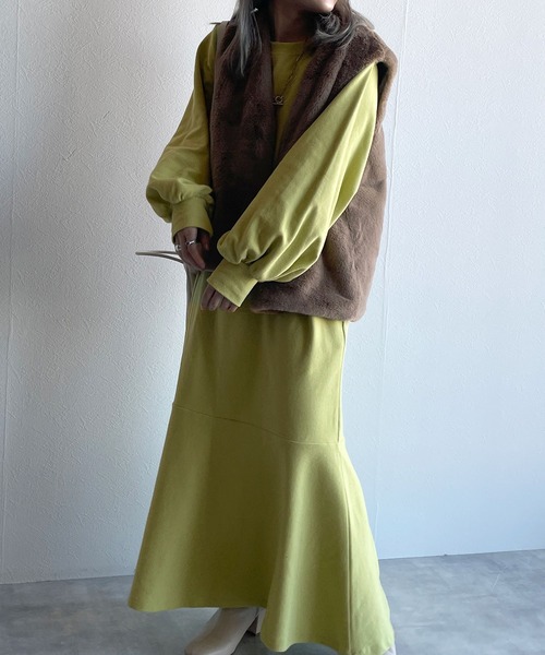 w closet（ダブルクローゼット）の「起毛スムースマーメイドワンピース（ワンピース・レディース・ブラック/ライム/マスタード・FREE）」の8枚目の写真