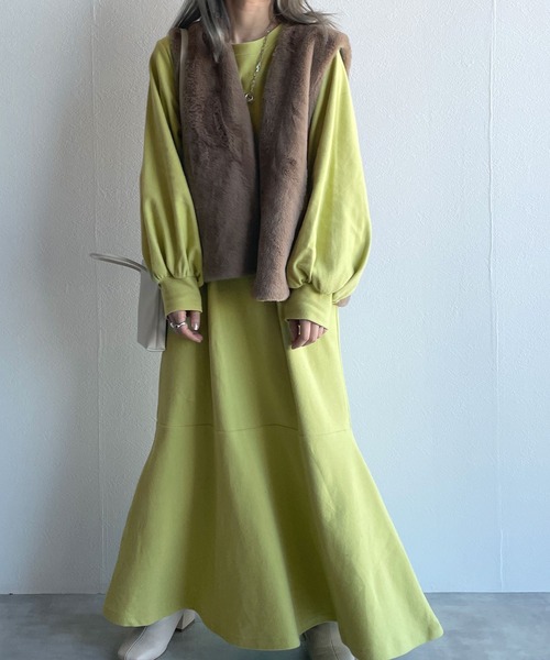 w closet（ダブルクローゼット）の「起毛スムースマーメイドワンピース（ワンピース・レディース・ブラック/ライム/マスタード・FREE）」の9枚目の写真