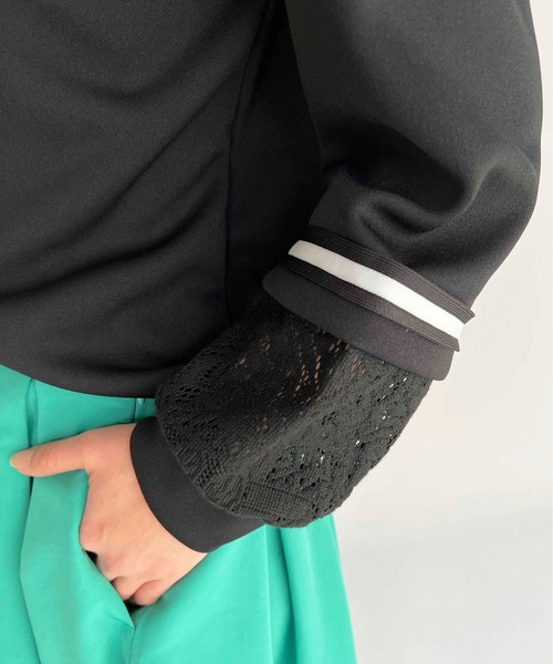 BE NEAT（ビーニート）の「袖口レース切替ラインテープ付きプルオーバー（Tシャツ/カットソー・レディース・ホワイト/ブラック・M）」の2枚目の写真