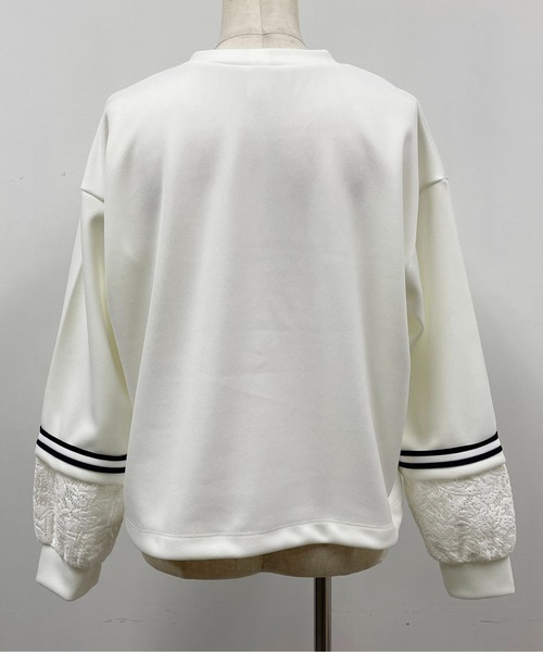 BE NEAT（ビーニート）の「袖口レース切替ラインテープ付きプルオーバー（Tシャツ/カットソー・レディース・ホワイト/ブラック・M）」の9枚目の写真