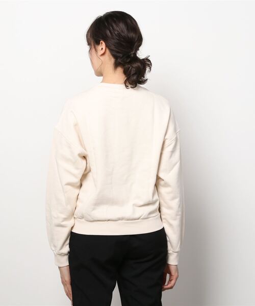 Reebok(リーボック)の「クラシックス ナチュラル ダイ スモール ロゴ スウェットシャツ / Classics Natural Dye Small Logo Sweatshirt(スウェット・レディース・ライトグレー/オフホワイト/グリーン系その他/ブルー・SMALL/MEDIUM/LARGE/X-LARGE/XX-LARGE/X-SMALL)」の14枚目の写真