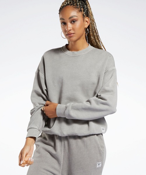Reebok(リーボック)の「クラシックス ナチュラル ダイ スモール ロゴ スウェットシャツ / Classics Natural Dye Small Logo Sweatshirt(スウェット・レディース・ライトグレー/オフホワイト/グリーン系その他/ブルー・SMALL/MEDIUM/LARGE/X-LARGE/XX-LARGE/X-SMALL)」の3枚目の写真