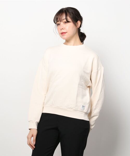Reebok(リーボック)の「クラシックス ナチュラル ダイ スモール ロゴ スウェットシャツ / Classics Natural Dye Small Logo Sweatshirt(スウェット・レディース・ライトグレー/オフホワイト/グリーン系その他/ブルー・SMALL/MEDIUM/LARGE/X-LARGE/XX-LARGE/X-SMALL)」の10枚目の写真