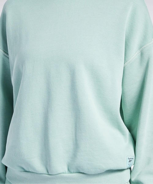 Reebok(リーボック)の「クラシックス ナチュラル ダイ スモール ロゴ スウェットシャツ / Classics Natural Dye Small Logo Sweatshirt(スウェット・レディース・ライトグレー/オフホワイト/グリーン系その他/ブルー・SMALL/MEDIUM/LARGE/X-LARGE/XX-LARGE/X-SMALL)」の21枚目の写真