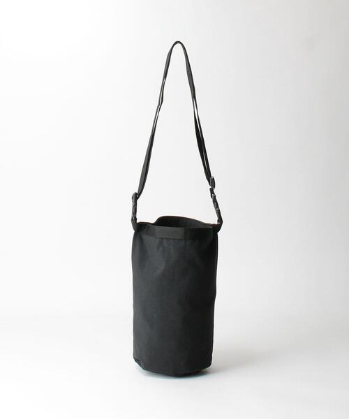ERA(エラ)の「<ERA.(イーラ)>TAS ROLLTOP バッグ ■■■(ショルダーバッグ・レディース・ブラック/ダークグレー・FREE)」の1枚目の写真