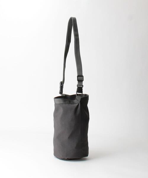 ERA(エラ)の「<ERA.(イーラ)>TAS ROLLTOP バッグ ■■■(ショルダーバッグ・レディース・ブラック/ダークグレー・FREE)」の3枚目の写真