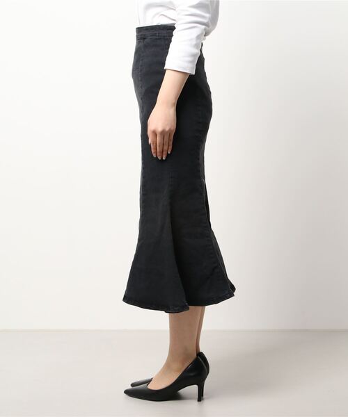 Jasmine Grandiflorum(ジャスミングランディフローラム)の「【Jasmine】マーメイドスカート(スカート・レディース・ブラック/ブルー・SMALL/MEDIUM/LARGE)」の3枚目の写真