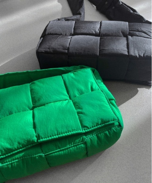 ASCLO（エジュクロ）の「ASCLO Roxy And Botte Cross Bag（ショルダーバッグ・メンズ・ブラック/グリーン・FREE）」の17枚目の写真