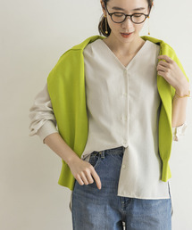 URBAN RESEARCH | ウォッシャブルエアリーVネックシャツ(シャツ/ブラウス)