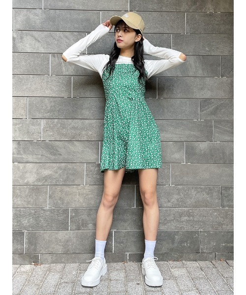 ENVYM(アンビー)の「フラワーパターンキャミOP(ワンピース・レディース・ブラック/レッド/グリーン・FREE)」の9枚目の写真