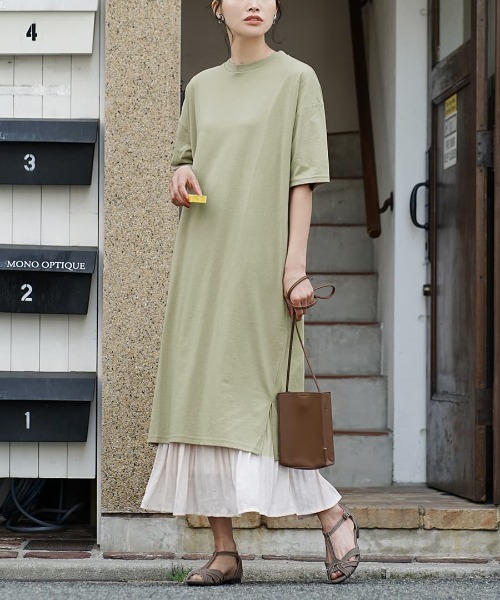 zootie（ズーティー）の「【着回しの効くストレートシルエット】 URBAN PLUS TEEワンピース（ワンピース・レディース・ライトピンク/ネイビー/グレイッシュブルー/ライトブルー/グレイッシュベージュ/ライトカーキ/イエロー系その他/ブラック/オフホワイト/チャコール/ラベンダー/アイボリー/スモークピンク/ライトベージュ/ブラウン系その他/ダークグリーン/テラコッタ・フリー/マキシ丈）」の10枚目の写真