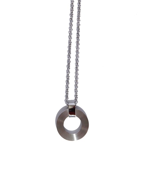 TOMMY HILFIGER(トミーヒルフィガー)の「TOMMY HILFIGER/トミーヒルフィガー STAINLESS STEEL DISK MEDALLION NECKLACE ラウンドロゴネックレス(ネックレス・メンズ・シルバー・FREE)」の7枚目の写真