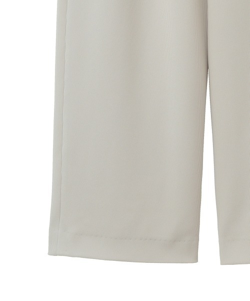 CLANE（クラネ）の「RIB STRIPE TUCK PANTS（スラックス・レディース・ブラック/ブルー/アイボリー・1/0/2）」の7枚目の写真