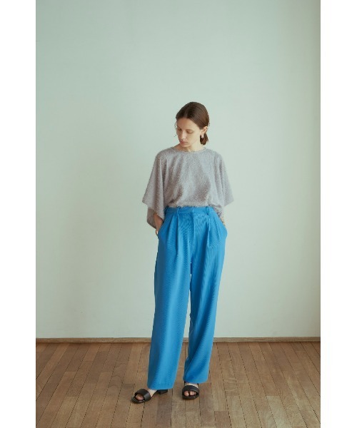 CLANE（クラネ）の「RIB STRIPE TUCK PANTS（スラックス・レディース・ブラック/ブルー/アイボリー・1/0/2）」の10枚目の写真