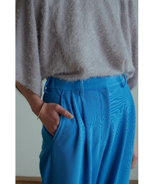 CLANE（クラネ）の「RIB STRIPE TUCK PANTS（スラックス・レディース・ブラック/ブルー/アイボリー・1/0/2）」の15枚目の写真