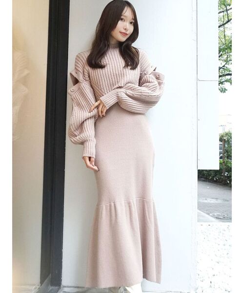 MERCURYDUO（マーキュリーデュオ）の「2WAYオープンショルダーセットニットワンピース（ワンピース・レディース・アイボリー/ピンク/パープル・SMALL/MEDIUM）」の4枚目の写真