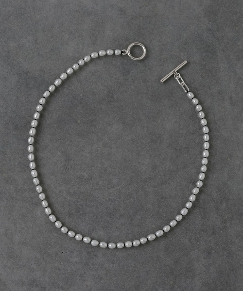 ISOLATION（アイソレーション）の「【ISOLATION / アイソレーション】Tiny Pearl Necklace / タイニーパール マンテルネックレス（ネックレス・レディース・ホワイト×ブラック・38cm）」の6枚目の写真