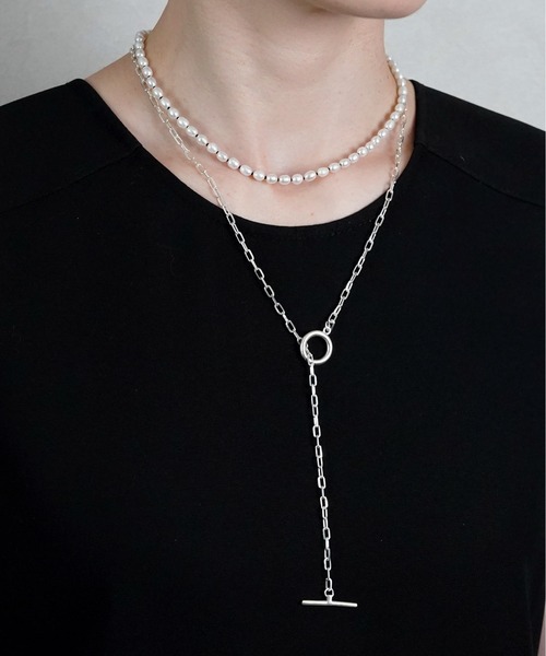 ISOLATION（アイソレーション）の「【ISOLATION / アイソレーション】Tiny Pearl Necklace / タイニーパール マンテルネックレス（ネックレス・レディース・ホワイト×ブラック・38cm）」の9枚目の写真