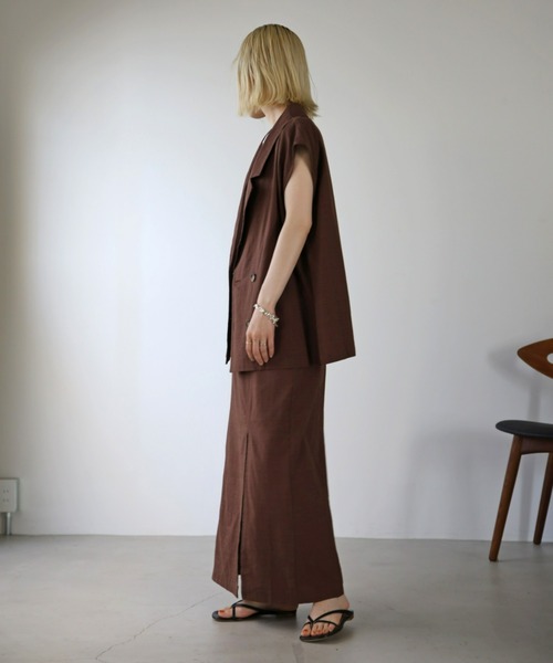 UNFIELD(アンフィールド)の「【UNFIELD】麻混ノースリーブジャケット(ベスト・レディース・ブラック/ブラウン/オフホワイト・FREE)」の9枚目の写真