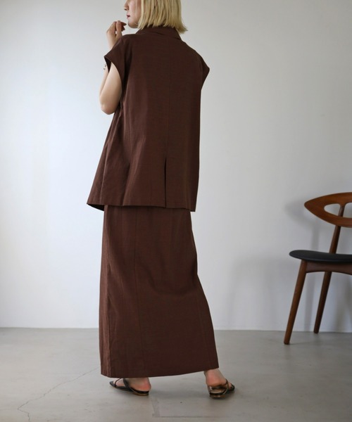 UNFIELD(アンフィールド)の「【UNFIELD】麻混ノースリーブジャケット(ベスト・レディース・ブラック/ブラウン/オフホワイト・FREE)」の11枚目の写真