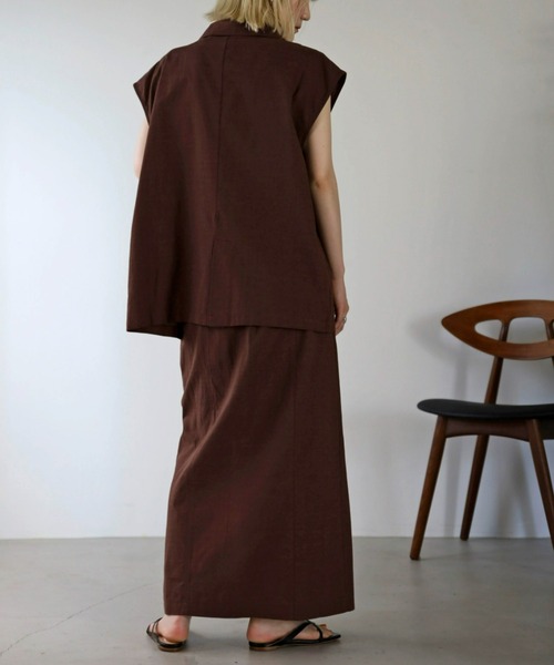 UNFIELD(アンフィールド)の「【UNFIELD】麻混ノースリーブジャケット(ベスト・レディース・ブラック/ブラウン/オフホワイト・FREE)」の12枚目の写真