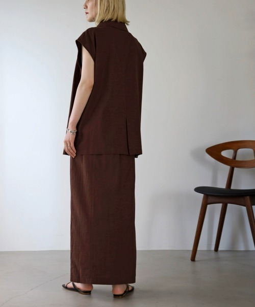 UNFIELD(アンフィールド)の「【UNFIELD】麻混ノースリーブジャケット(ベスト・レディース・ブラック/ブラウン/オフホワイト・FREE)」の14枚目の写真