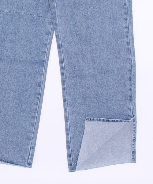 abc une face（アーベーセーアンフェイス）の「ダメ―ジワイドパンツ（デニムパンツ・レディース・ライトブルー・FREE）」の3枚目の写真