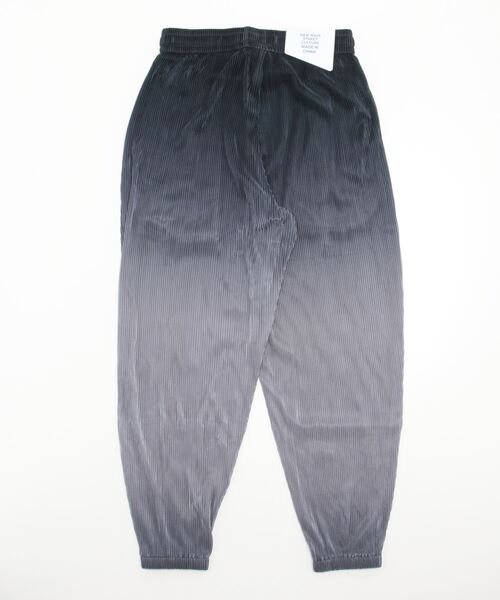 INFLATION（インフレーション）の「INFLATION(インフレーション)グラデーションパンツ（その他パンツ・メンズ・グレー/グリーン・S/M/XL/L）」の7枚目の写真