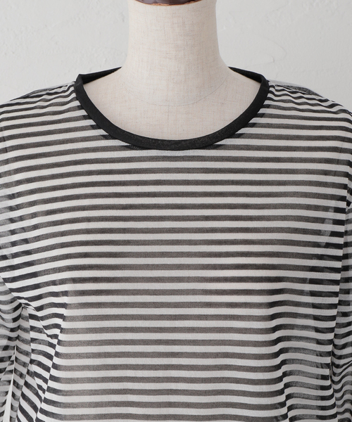 JOURNAL STANDARD(ジャーナルスタンダード)の「シアーロングTシャツ(Tシャツ/カットソー・レディース・ホワイト/ホワイト×ホワイト・FREE)」の6枚目の写真